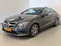 Mercedes-Benz E-klasse Coupé 200 / Pano / Camera / Stoelverwarming