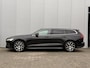 Volvo V60 2.0 T5 Automaat Momentum | Lederen bekleding | Sensus full map navigatie | Stoelverwarming | Volvo On Call met app | Getint glas achter | 18 inch lichtmetalen velgen met all-season banden | Apple CarPlay/Android Auto | Exterieur Styling Kit met dubbele uitlaat