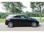 BMW 2-Serie Active Tourer 218i | Trekhaak | Elektr. klep | Stoelverwarming | Cruise Control |