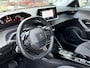 Peugeot 2008 1.2 PureTech Automaat Allure Pack - Carplay | Nav | PDC | Stoelverw. | Trekhaak