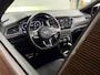 Volkswagen T-Roc 1.5 TSI 3x R-Line Executive | VOL! | Pano | Virtual | LED | Ambient | Rijassist Plus | Winterpakket | ACC | DAB+