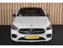 Mercedes-Benz B-klasse 180 Business Solution AMG Trekhaak Panoramadak CarPlay 1e eig. LED Virtual Nwe APK