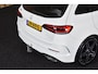 Mercedes-Benz B-klasse 180 Business Solution AMG Trekhaak Panoramadak CarPlay 1e eig. LED Virtual Nwe APK