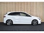 Mercedes-Benz B-klasse 180 Business Solution AMG Trekhaak Panoramadak CarPlay 1e eig. LED Virtual Nwe APK