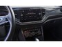 Volkswagen T-Roc | Achteruitrijcamera standaard | Cruisecontrol adaptief | Lichtmetalen velgen 18"