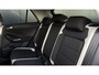 Volkswagen T-Roc | Achteruitrijcamera standaard | Cruisecontrol adaptief | Lichtmetalen velgen 18"