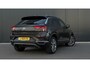 Volkswagen T-Roc | Achteruitrijcamera standaard | Cruisecontrol adaptief | Lichtmetalen velgen 18"