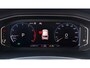 Volkswagen T-Roc | Achteruitrijcamera standaard | Cruisecontrol adaptief | Lichtmetalen velgen 18"