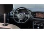 Volkswagen T-Roc | Achteruitrijcamera standaard | Cruisecontrol adaptief | Lichtmetalen velgen 18"