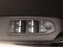 Renault Captur TCe 100 Intens | Apple carplay & Android auto | Climate control | Cruise control | Parkeersensoren achter | Lichtmetalen velgen |