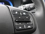 Hyundai i10 1.0 AUTOMAAT Comfort Smart 5-zits / Navigatie / Cruise Control / LMV / 5-Persoons / Airco / Stoelverwarming voor / Stuurwiel verwarming / Parkeersensoren achter / Achteruitrijcamera / Apple CarPlay & Android Auto / Fabrieksgarantie tot 26-05-2030 /