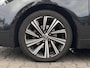 Toyota Corolla Touring Sports 1.8 Hybrid DYNAMIC STOELVERW KEYLESS NAVI CLIMA AD-CRUISE 17'' LM-VELGEN CAMERA APPLE/ANDROID NL-AUTO