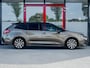 Toyota Corolla Touring Sports 1.8 Hybrid Business Plus | Trekhaak | Camera | Bi-Tone | Head-Up Display | LED Koplampen | Lichtmetalen Velgen | Climate Control | Elektrische Achterklep |