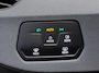 Volkswagen ID.3 Pro 58 kWh Comfort Multimedia Automaat / App-connect / Navigatiesysteem / Parkeersensoren / Zwart dak / LED  / Stoelverwarming HAL