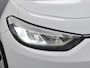 Volkswagen ID.3 Pro 58 kWh Comfort Multimedia Automaat / App-connect / Navigatiesysteem / Parkeersensoren / Zwart dak / LED  / Stoelverwarming HAL
