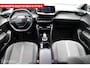 Peugeot e-208 EV Allure Pack 50 kWh, 3-Fasen, Camera, stoelverwarming, Apple carplay, Donker glas, Navi, Cruise, Pdc, 16 inch Lmv..