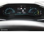 Peugeot e-208 EV Allure Pack 50 kWh, 3-Fasen, Camera, stoelverwarming, Apple carplay, Donker glas, Navi, Cruise, Pdc, 16 inch Lmv..