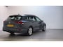 Volkswagen Golf Variant 1.0 TSI 110pk Life Trekhaak Sfeerverlichting Navigatie App-Connect