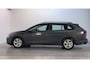 Volkswagen Golf Variant 1.0 TSI 110pk Life Trekhaak Sfeerverlichting Navigatie App-Connect