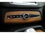 Volvo XC90 2.0 T8 Twin Engine AWD Inscription Full option | Luchtvering | B&W audio | Massage |  360 cam | HUD | Trekhaak |
