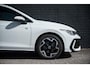 Volkswagen Golf Variant 1.5 eTSI R-Line ACC TREKHAAK STUURVERWARMING LED CARPLAY