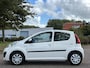 Peugeot 107 1.0 Active 5-Drs Airco Electric pakket Audio-CD/MP3 Getint glas Colorpakket ESP ABS Dealeronderhoud Nieuwe Apk!