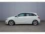 Mercedes-Benz B-klasse 180 Prestige AUTOMAAT -Airco / Navi / Cruise / PDC / Elektr. ramen / Trekhaak / Lm velgen