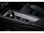 Volvo XC90 2.0 T8 Plug-in hybrid AWD Ultra Dark | SOH 97% | Trekhaak | 22" | Head-Up Display | 360 Camera | Harman/Kardon | Memory Seats | Stoel & Stuurverwarming | Getint Glas |