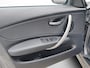 BMW 1-Serie 118i EffDyn. Ed. Business Line Ultimate Edition | Nieuwe APK! | Stoelverwarming | Climate Control | Navigatie | Cruise Control | 17" velgen M Logo | Sport Stuur M Logo | BMW M Schakelpook | Automatische verlichting |