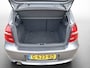 BMW 1-Serie 118i EffDyn. Ed. Business Line Ultimate Edition | Nieuwe APK! | Stoelverwarming | Climate Control | Navigatie | Cruise Control | 17" velgen M Logo | Sport Stuur M Logo | BMW M Schakelpook | Automatische verlichting |