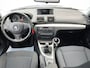 BMW 1-Serie 118i EffDyn. Ed. Business Line Ultimate Edition | Nieuwe APK! | Stoelverwarming | Climate Control | Navigatie | Cruise Control | 17" velgen M Logo | Sport Stuur M Logo | BMW M Schakelpook | Automatische verlichting |