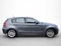 BMW 1-Serie 118i EffDyn. Ed. Business Line Ultimate Edition | Nieuwe APK! | Stoelverwarming | Climate Control | Navigatie | Cruise Control | 17" velgen M Logo | Sport Stuur M Logo | BMW M Schakelpook | Automatische verlichting |