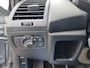 BMW 1-Serie 118i EffDyn. Ed. Business Line Ultimate Edition | Nieuwe APK! | Stoelverwarming | Climate Control | Navigatie | Cruise Control | 17" velgen M Logo | Sport Stuur M Logo | BMW M Schakelpook | Automatische verlichting |