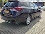 Toyota Auris Touring Sports 1.8 Hybrid Lease