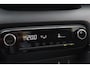 Toyota Yaris 1.5 Hybrid Dynamic Limited | Stoelverwarming | Keyless | 17 inch | All Seasons