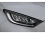 Toyota Yaris 1.5 Hybrid Dynamic Limited | Stoelverwarming | Keyless | 17 inch | All Seasons