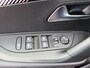 Peugeot 2008 1.2 PureTech 130 Allure | Automaat | Parkeersensoren voor en achter | Acteruitrijcamera | Apple carplay & Android auto | Cruise control | Navigatie | Trekhaak | Bovag garantie |