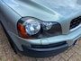 Volvo XC90 2.5 T Kinetic Automaat 7 Persoons / Youngtimer