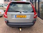 Volvo XC90 2.5 T Kinetic Automaat 7 Persoons / Youngtimer