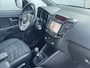 Kia Venga 1.4 CVVT Summer Edition Navigatie, Schuifdak, Airco, Cruise Control, Trekhaak, 16"Lm, Achteruitrijcamera