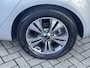 Kia Venga 1.4 CVVT Summer Edition Navigatie, Schuifdak, Airco, Cruise Control, Trekhaak, 16"Lm, Achteruitrijcamera