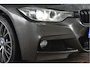 BMW 3-Serie Touring 320i xDrive High Executive M 184 pk | Vol | HUD | Elekt.haak | Keyless | Open dak | Camera | LED/Xenon | LM-Velgen 19"
