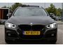 BMW 3-Serie Touring 320i xDrive High Executive M 184 pk | Vol | HUD | Elekt.haak | Keyless | Open dak | Camera | LED/Xenon | LM-Velgen 19"