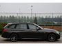 BMW 3-Serie Touring 320i xDrive High Executive M 184 pk | Vol | HUD | Elekt.haak | Keyless | Open dak | Camera | LED/Xenon | LM-Velgen 19"