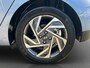 Hyundai i20 1.0 T-GDI 100pk Premium | Carplay | Climate control | Cruise control | Stoel/stuurverwarming | Camera | Parkeersensoren | DAB | Premium Audio | Lichtmetalen velgen | Navigatie