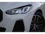 BMW 2-Serie Active Tourer (u06) 220i M-SPORT SHADOW LINE Panoramadak | Camera | Stoelverwarming | Sfeerverlichting | Wide screen | DAB |