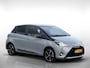 Toyota Yaris 1.5 Hybrid Bi-Tone Plus | Panorama dak | Lederen bekleding | Keyless |