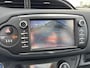 Toyota Yaris 1.5 Hybrid Bi-Tone Plus | Panorama dak | Lederen bekleding | Keyless |