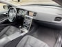 Volvo V60 2.0 D3 R-Design [ fm navi,ecc,lmv,cruise ]
