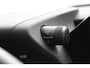 Lexus UX 300h Executive Line | Limited | Mark Levinson | Triple LED koplampen | Head-Up Display